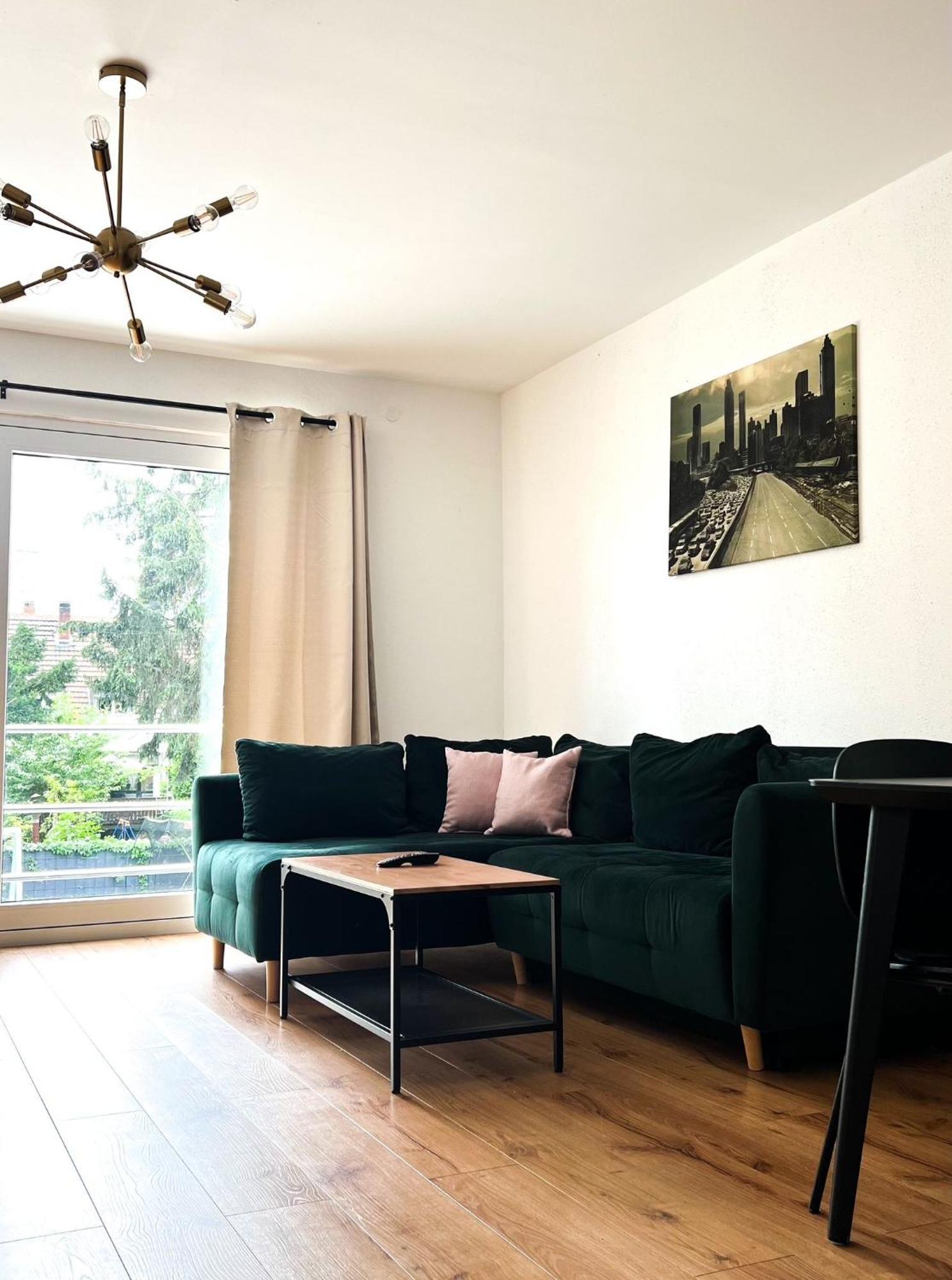 2 Zkb Apartment In Mannheim Kueche - Parken - Grosser Tv Bagian luar foto